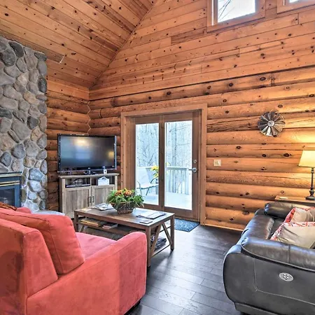 Secluded Gaylord Cabin With Deck, Fire Pit And Grill!